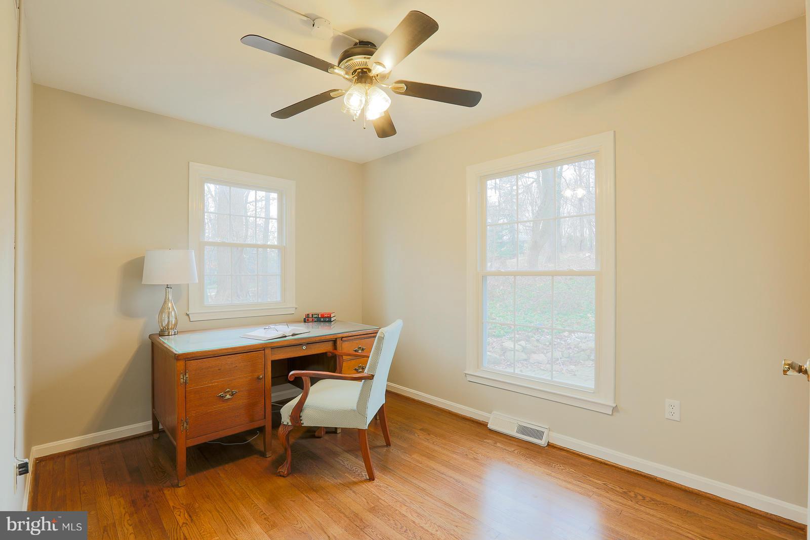 16 Hickory Meadow Road Cockeysville, MD 21030 - Photo 12 of 24 Bedroom