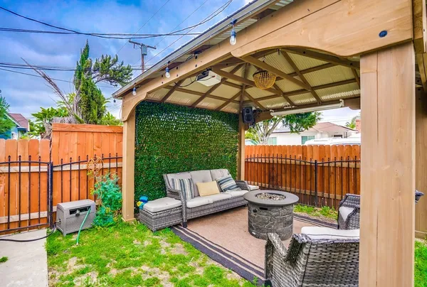 $665,000 | 115 North Magnolia Court, Compton, CA 90220