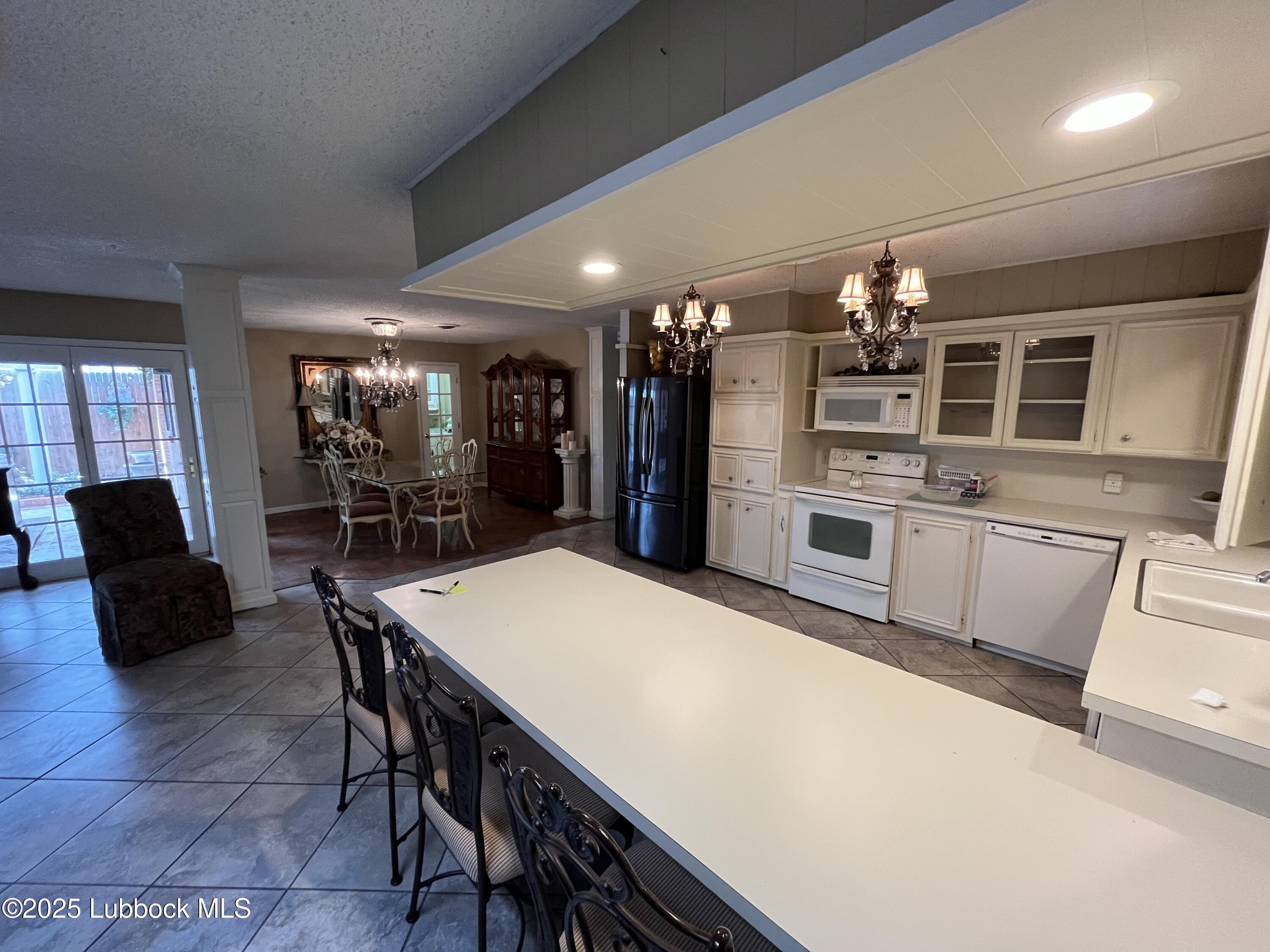 5001 14th Street Lubbock, TX 79416 - Photo 3 of 18 IMG_1959