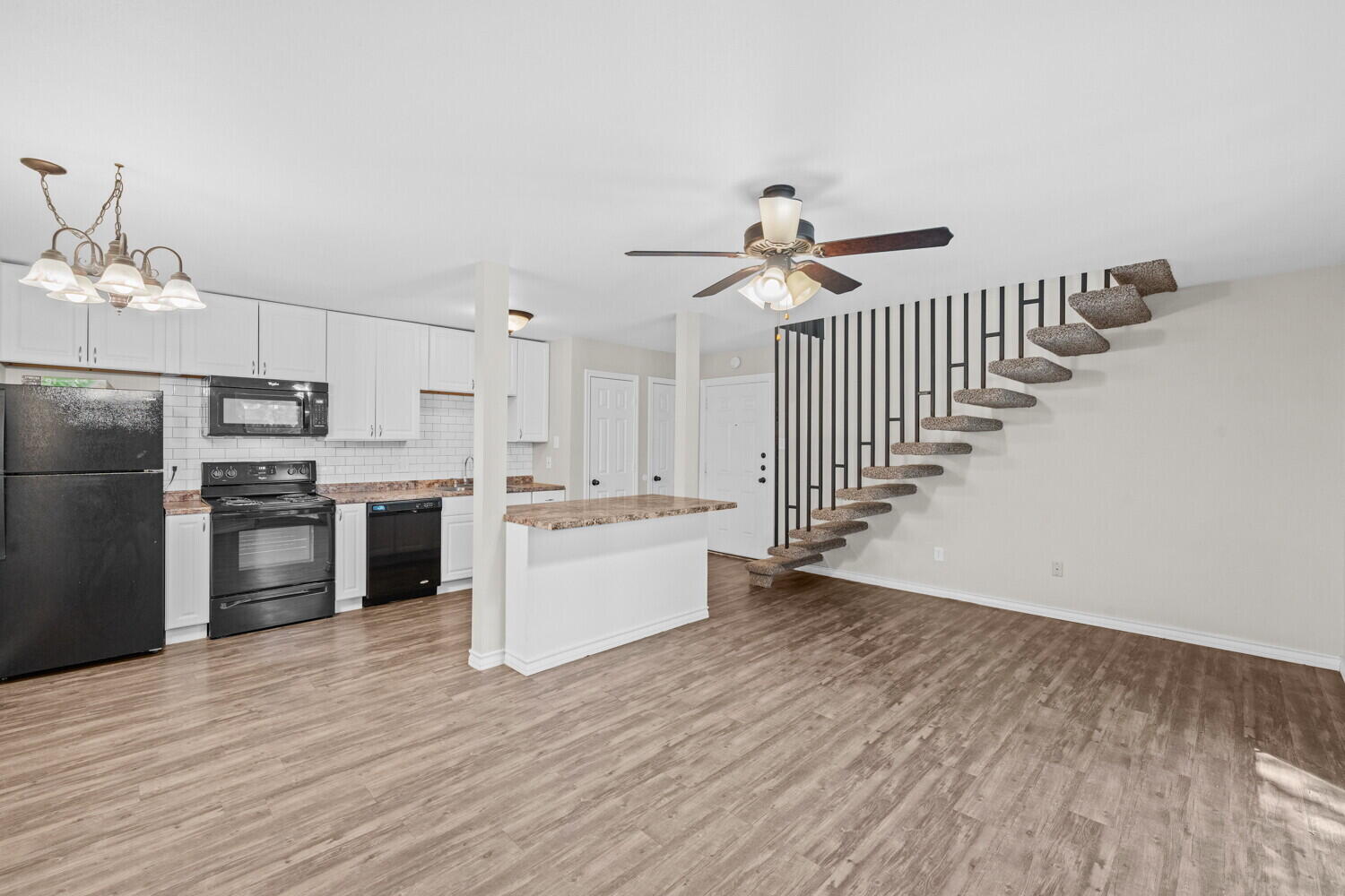 4206 17th Street, Unit 8 Lubbock, TX 79416 - Photo 12 of 15 4206 17th St unit 4-9