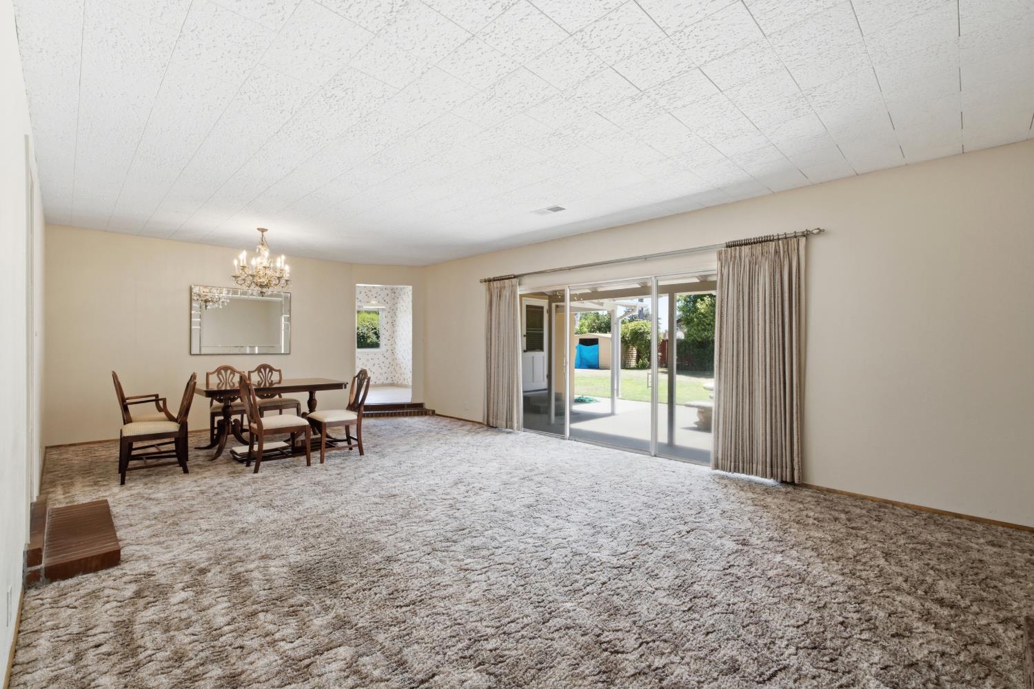 4328 East Rialto Avenue Fresno, CA 93726 - Photo 9 of 43