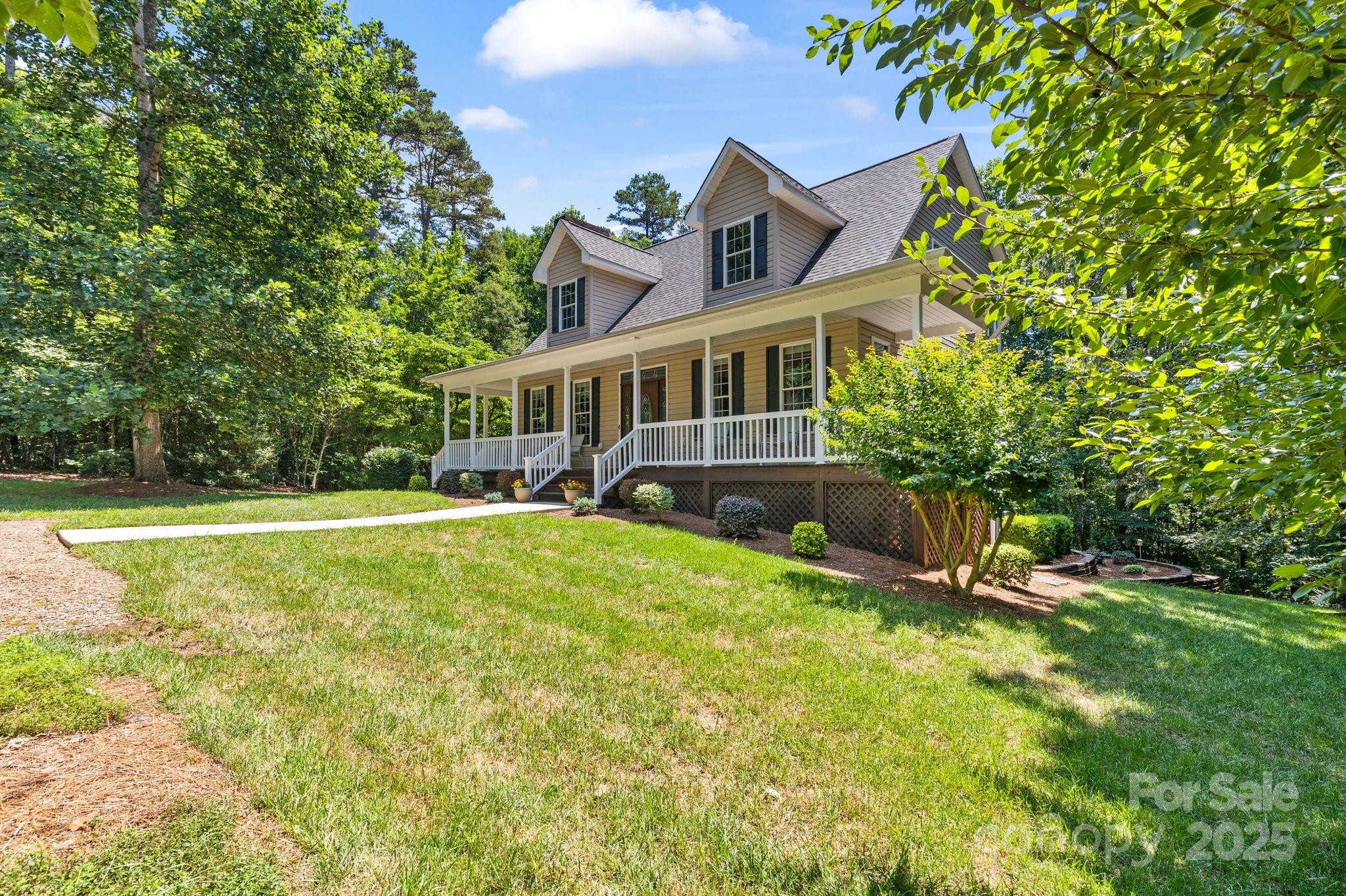 1021 Union Grove Road Harmony, NC 28634 - Photo 2 of 41 Gallery Image 2