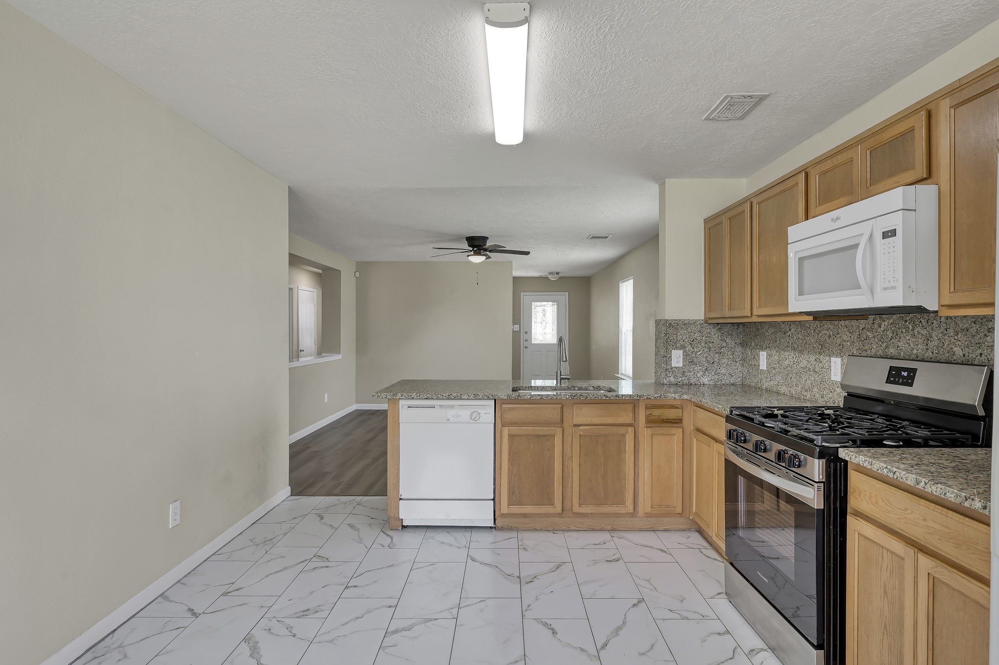 3626 Garrison Run Drive Spring, TX 77386 - Photo 11 of 28 Kitchen