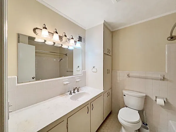 $284,900 | 101 Parkwood Drive, Williston, SC 29853
