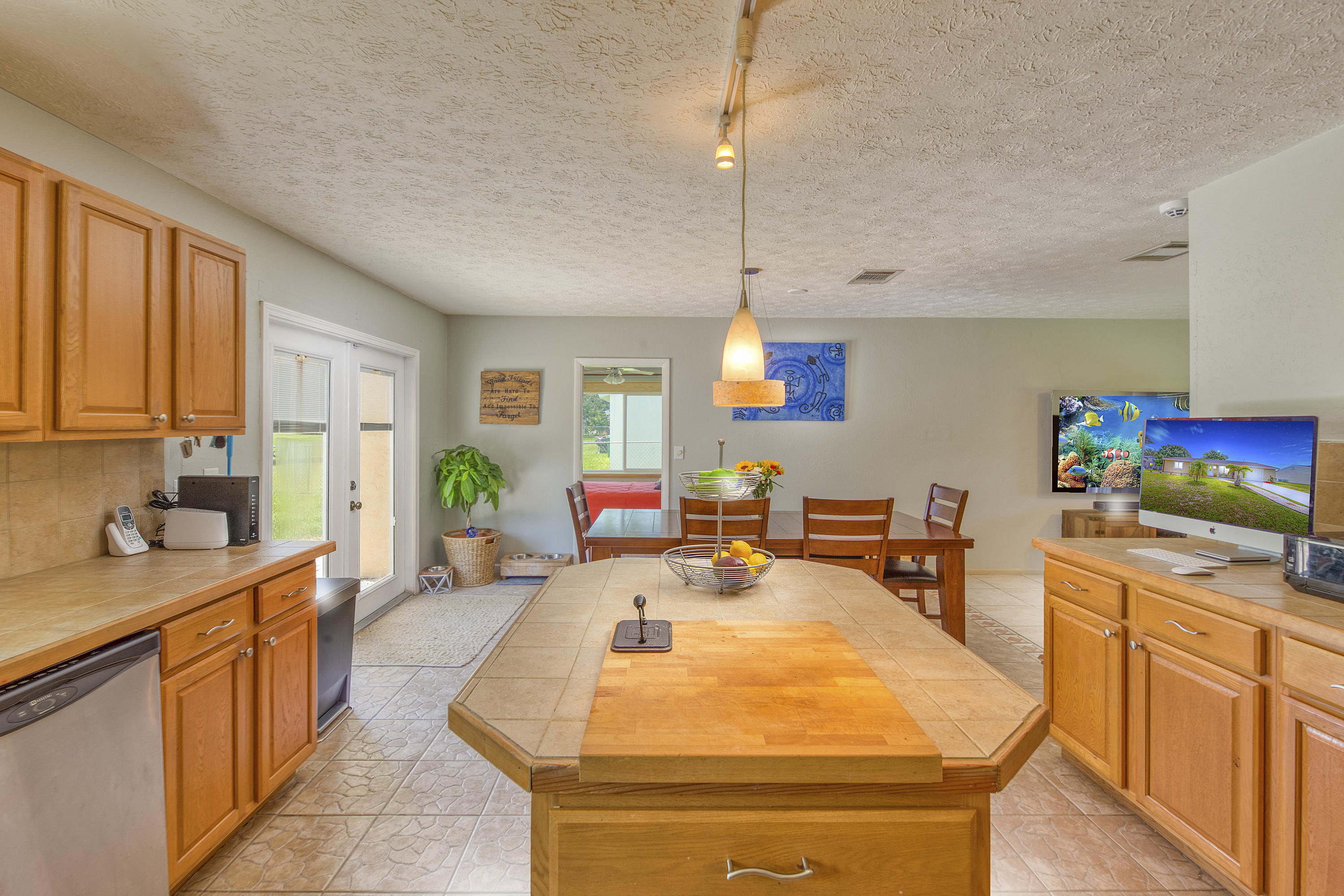 312 Southwest Kentwood Road Port St. Lucie, FL 34953 - Photo 9 of 25 Kentwood15
