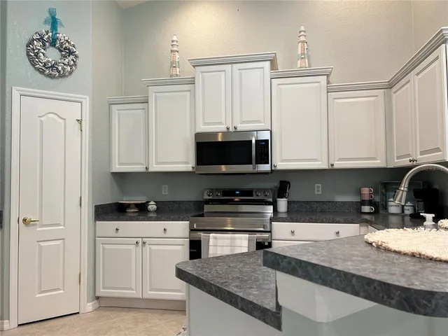 $2,995 | 3653 Lakewood Boulevard, North Port, FL 34287