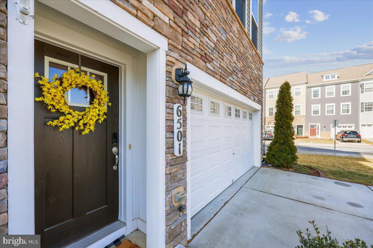 6501 Britannic Place Frederick, MD 21703 - Photo 5 of 64