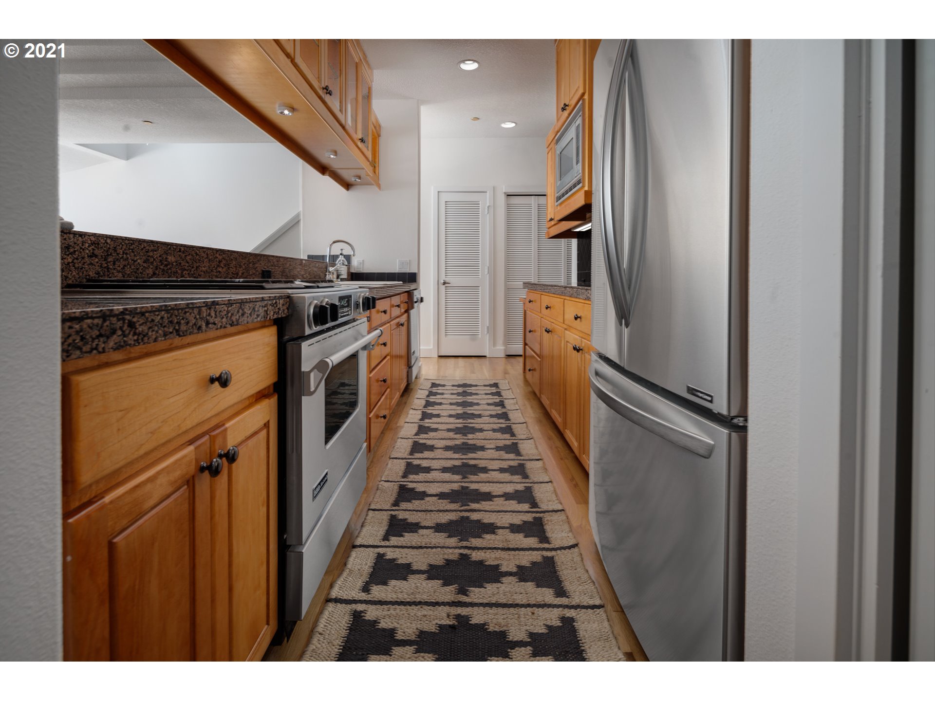 850 Southwest Broadway Drive Portland, OR 97201 - Photo 13 of 29