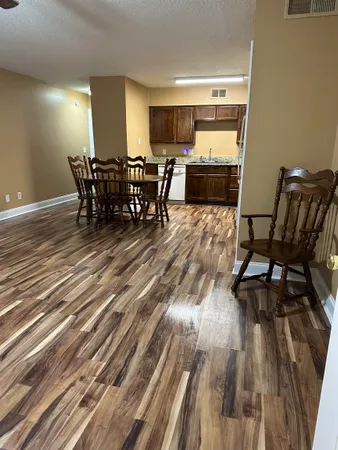 $1,125 | 405 Cambridge Circle, Unit B4, Murrells Inlet, SC 29576