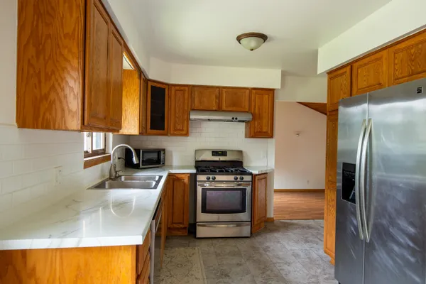 $375,000 | 905 Flora Lane, Madison, WI 53714