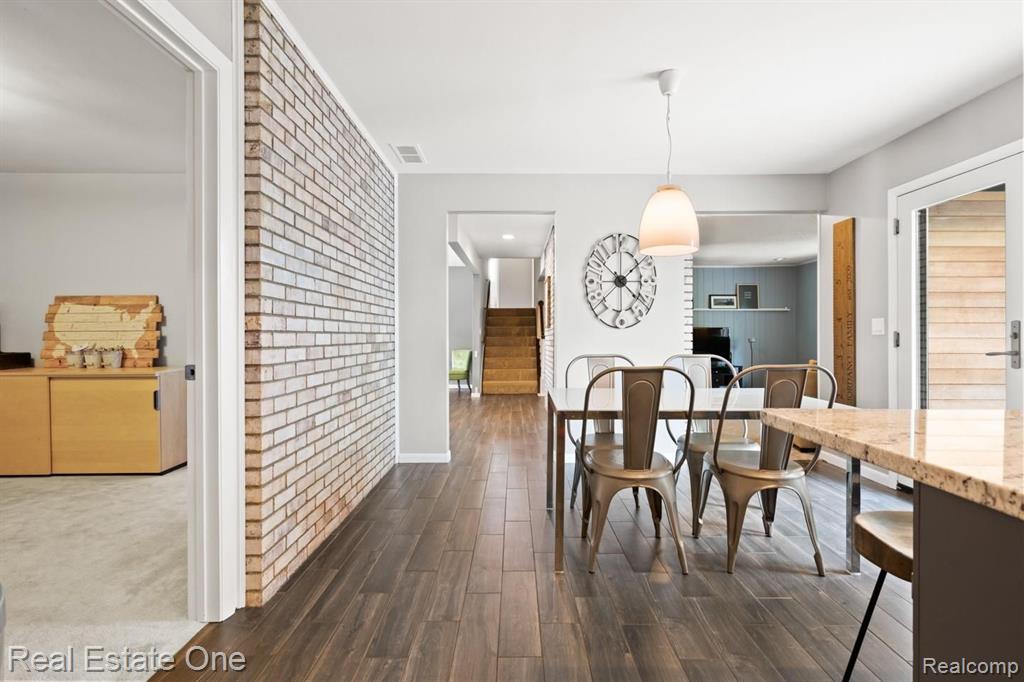 2373 Blockton Road Rochester Hills, MI 48306 - Photo 6 of 35