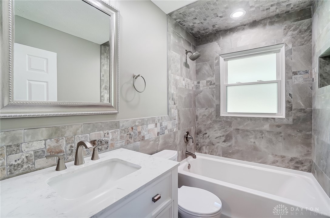 1369 Falke Drive Riverside, OH 45432 - Photo 19 of 44
