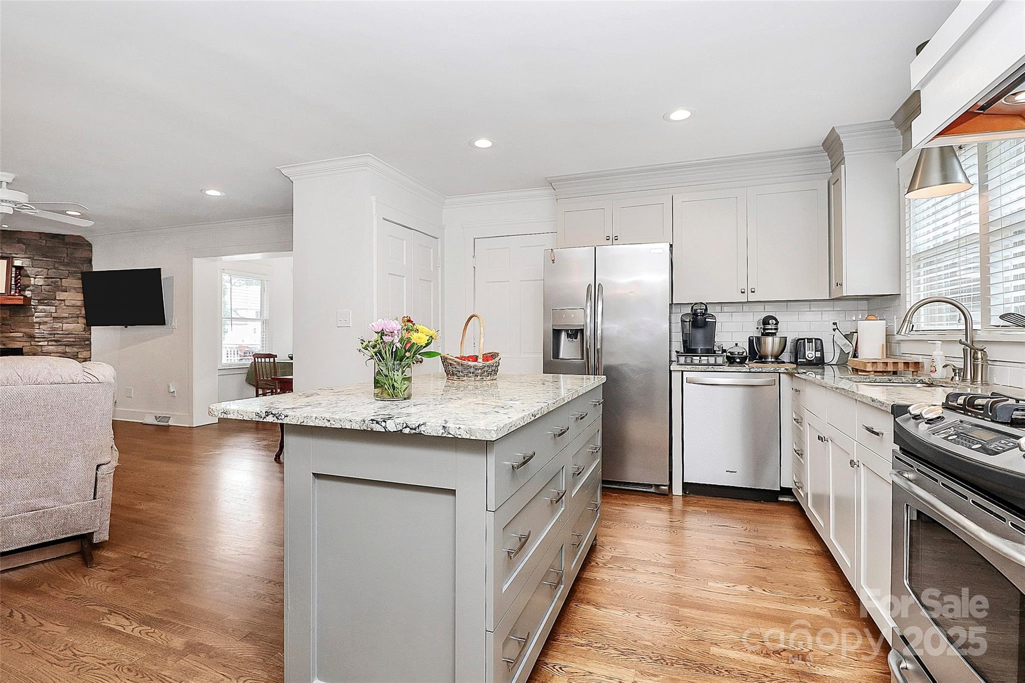 427 Lansdowne Road Charlotte, NC 28270 - Photo 13 of 44 Gallery Image 13