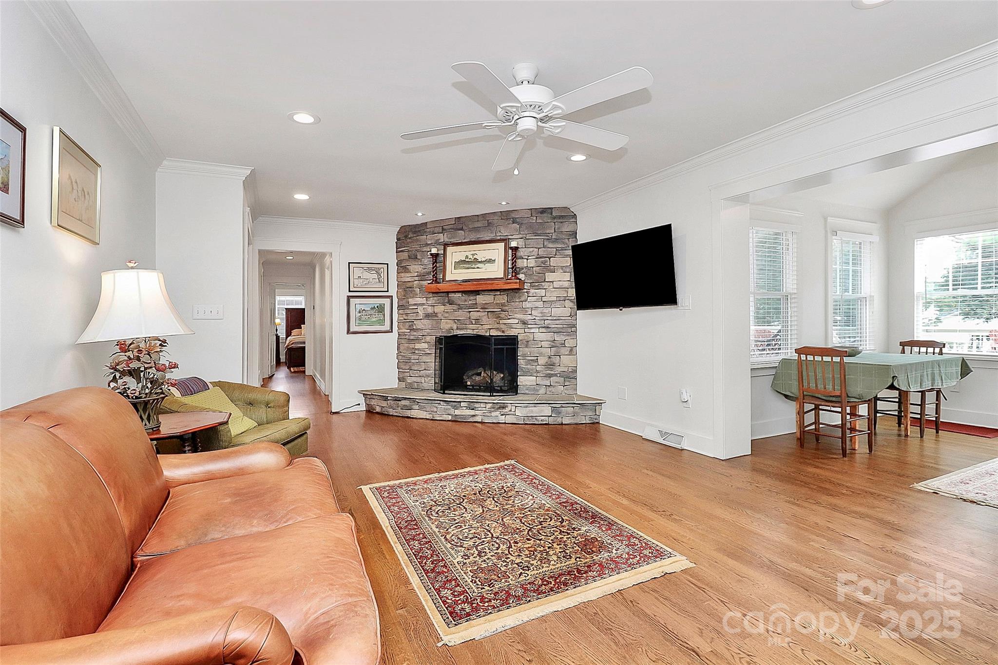 427 Lansdowne Road Charlotte, NC 28270 - Photo 17 of 44 Gallery Image 17