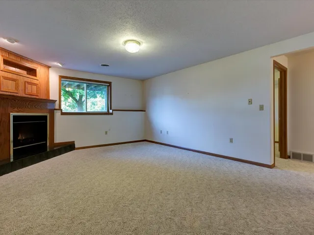$249,900 | 412 Lee Street, Unit A, Durand, WI 54736