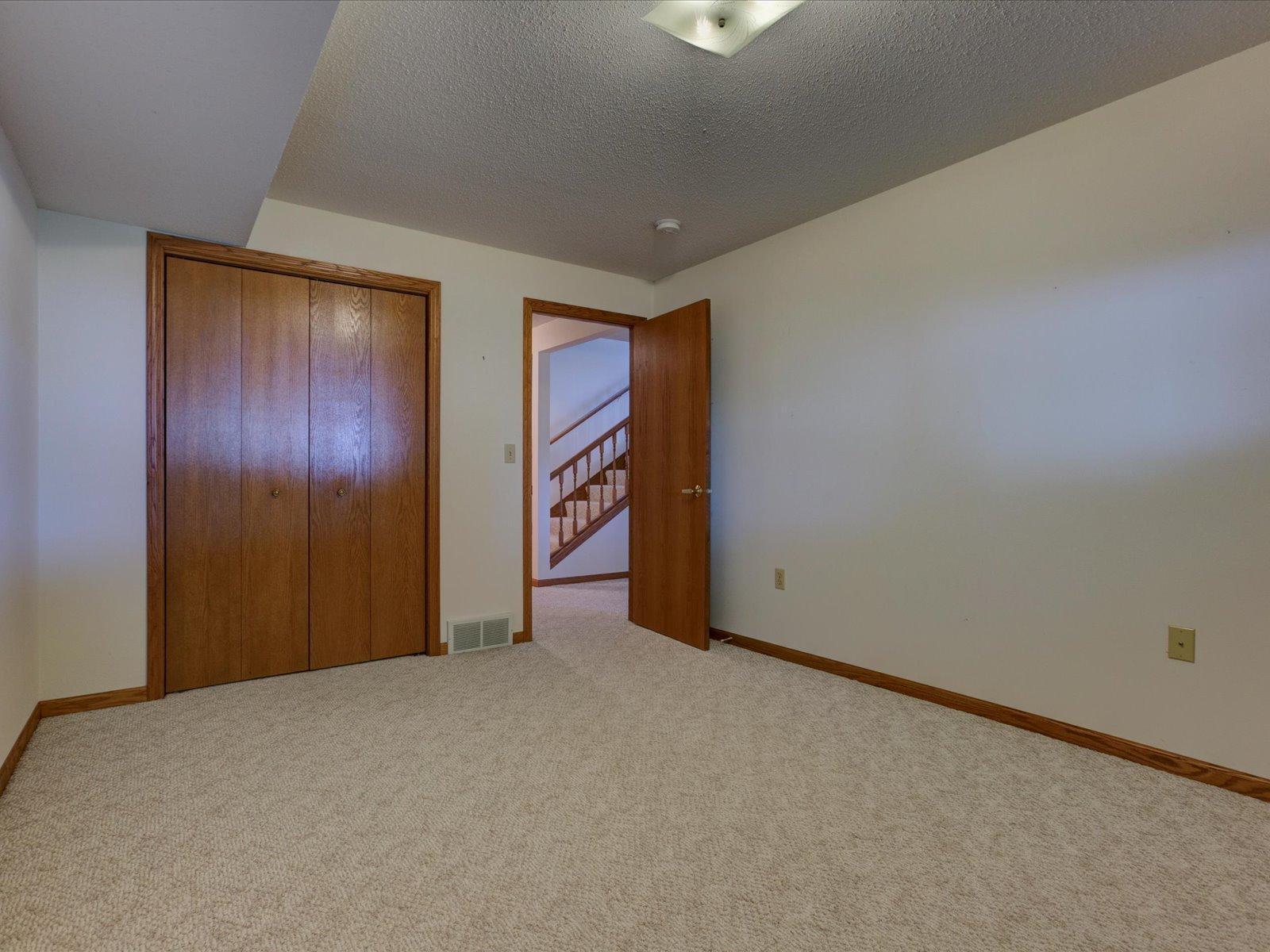 412 Lee Street, Unit A Durand, WI 54736 - Photo 27 of 39