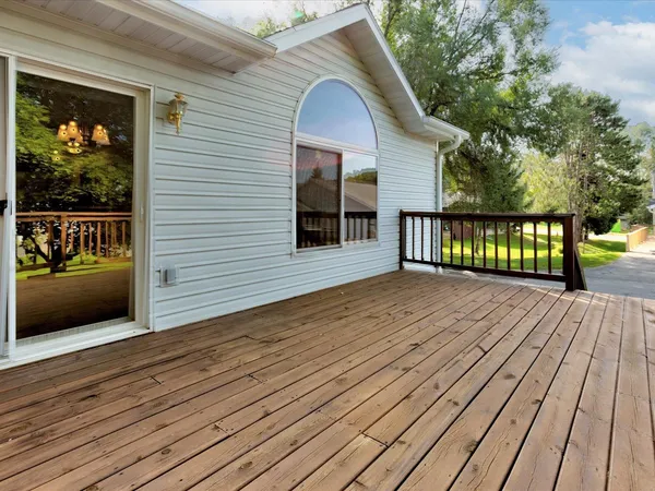 $239,900 | 412 Lee Street, Unit A, Durand, WI 54736