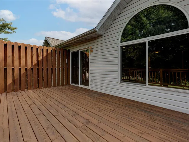 $249,900 | 412 Lee Street, Unit A, Durand, WI 54736