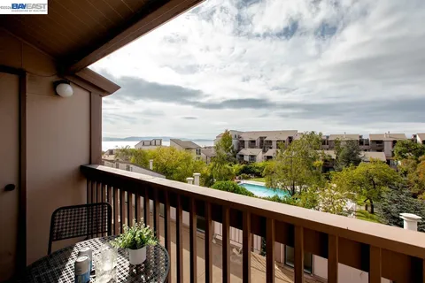 $595,000 | 2101 Shore Line Drive, Unit 475, Alameda, CA 94501