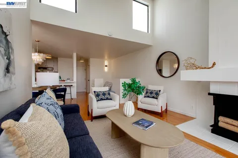 $595,000 | 2101 Shore Line Drive, Unit 475, Alameda, CA 94501