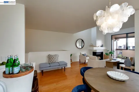 $595,000 | 2101 Shore Line Drive, Unit 475, Alameda, CA 94501