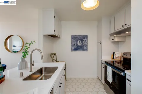 $595,000 | 2101 Shore Line Drive, Unit 475, Alameda, CA 94501