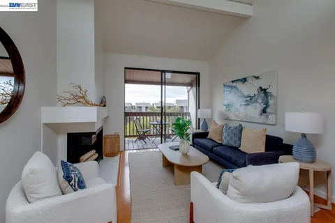 $595,000 | 2101 Shore Line Drive, Unit 475, Alameda, CA 94501