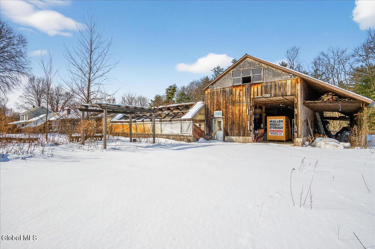 45 Graves Road Mechanicville, NY 12118 - Photo 54 of 67 43-45 GRAVES-48