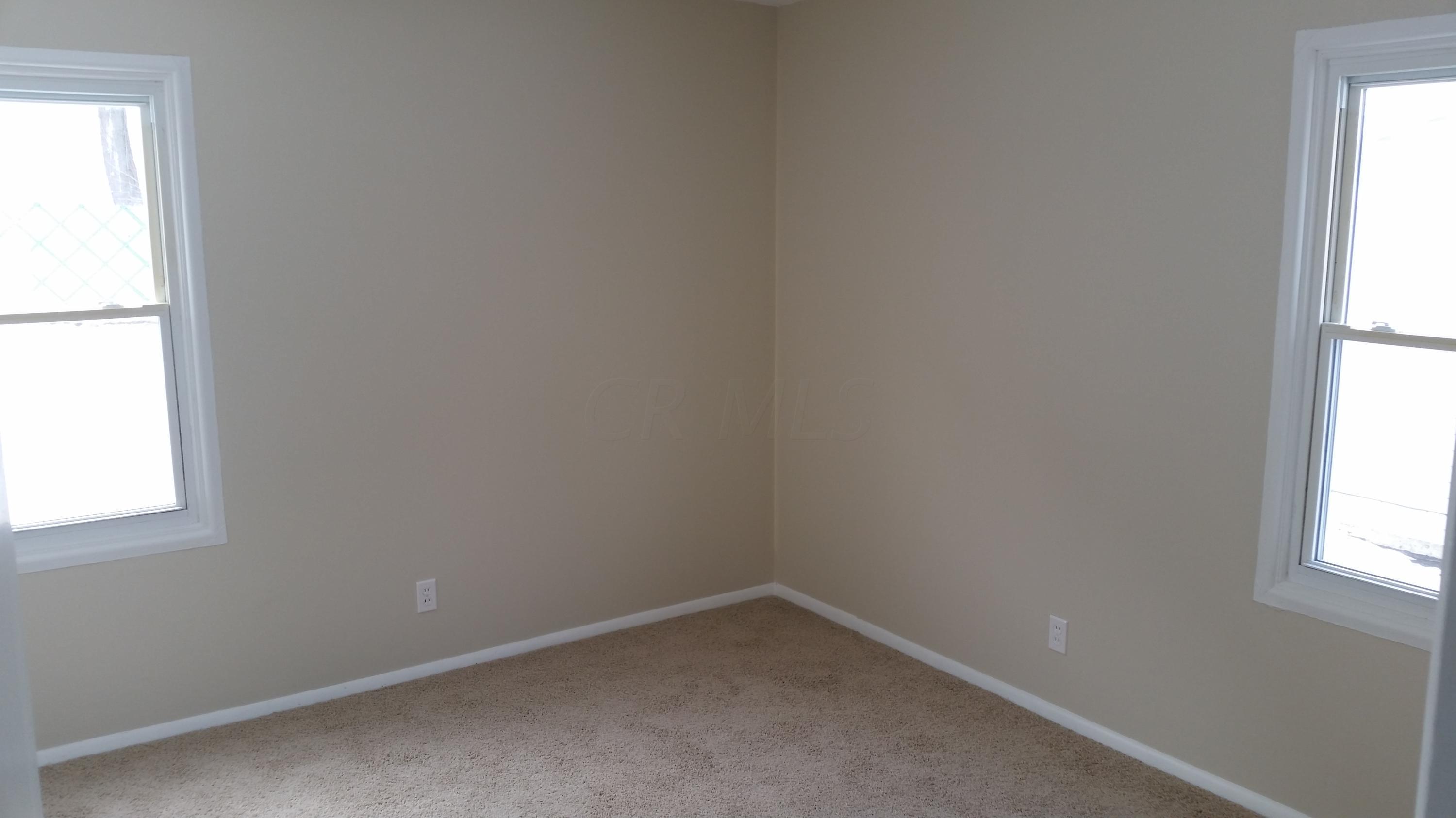 615 Ridgefield Road Newark, OH 43055 - Photo 8 of 10 Gallery Image 8
