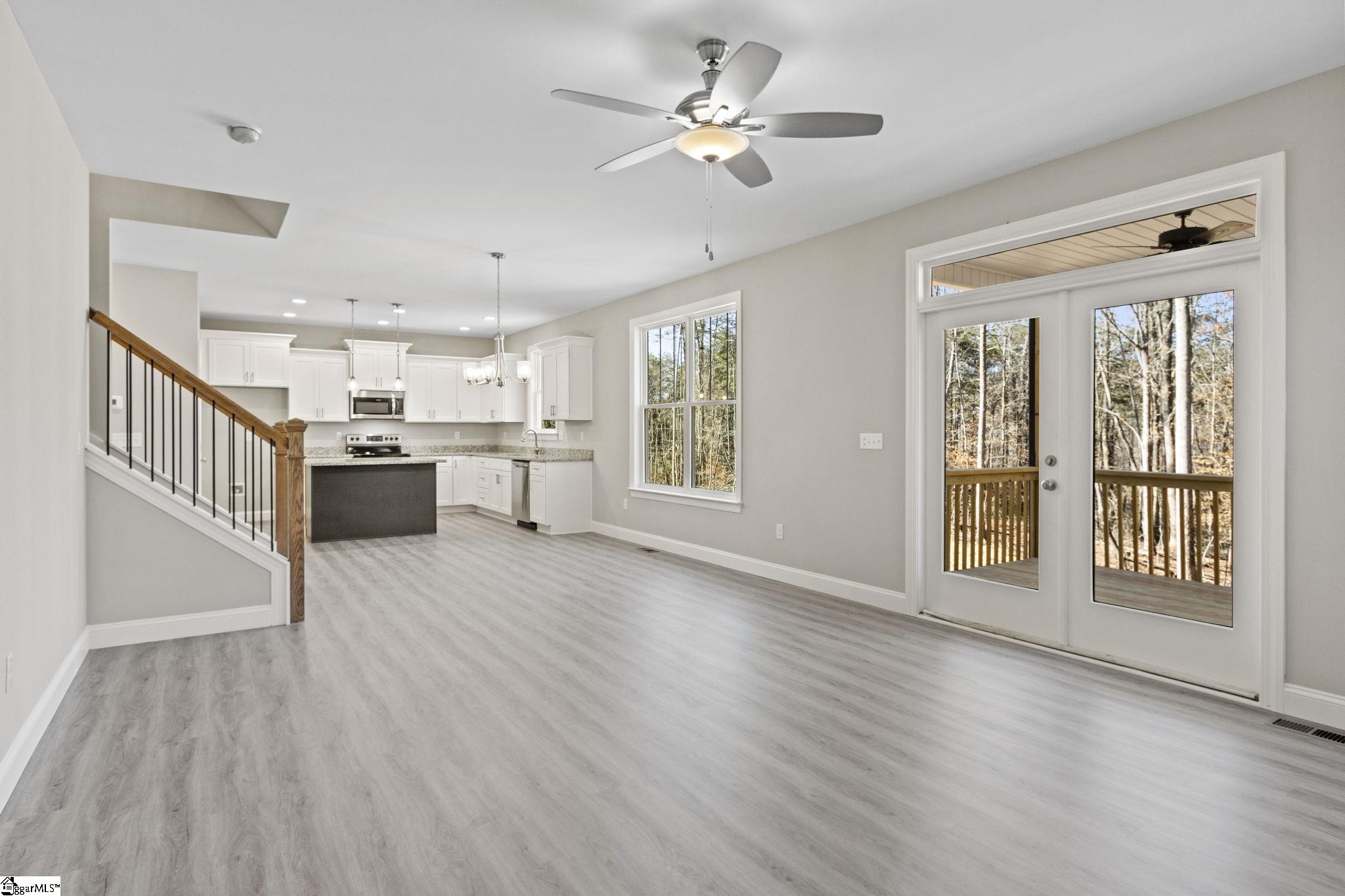 166 Bramlett Road Taylors, SC 29687 - Photo 5 of 34
