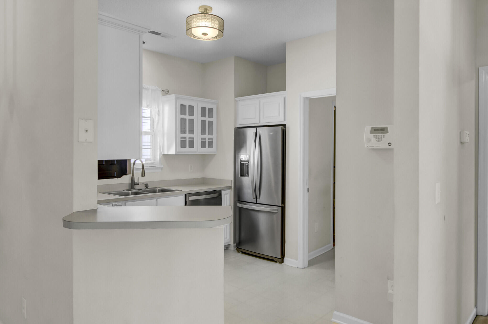 337 Bertram Road Summerville, SC 29485 - Photo 6 of 34 Kitchen