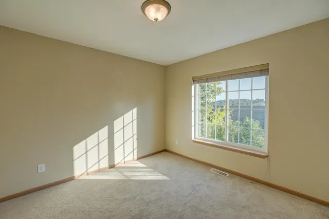 $249,900 | 106 Bridgewater Trail, Hudson, WI 54016