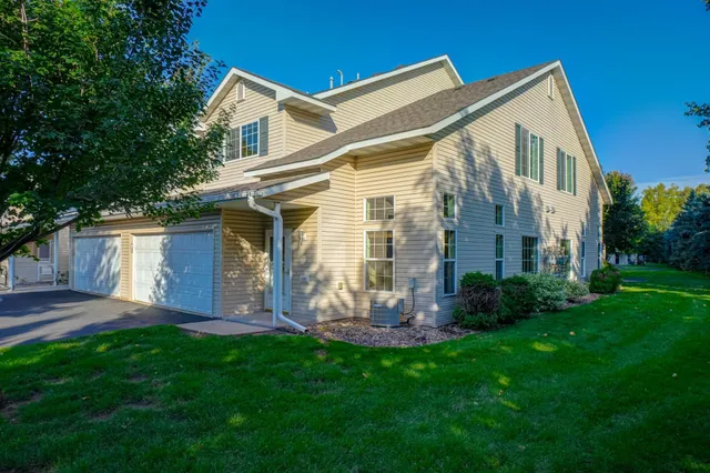 $249,900 | 106 Bridgewater Trail, Hudson, WI 54016