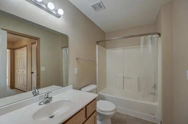 $249,900 | 106 Bridgewater Trail, Hudson, WI 54016