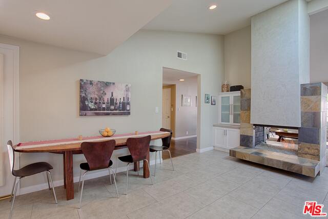 4016 Magna Carta Road Calabasas, CA 91302 - Photo 12 of 30