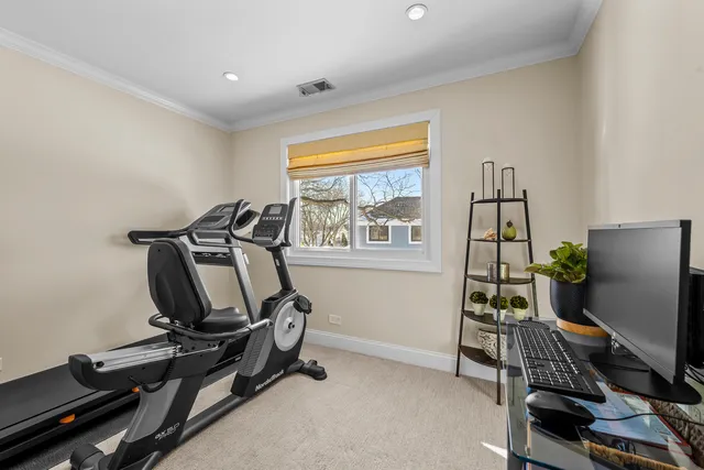 $299,900 | 1133 Hawthorne Court, Unit A2, Wheeling, IL 60090