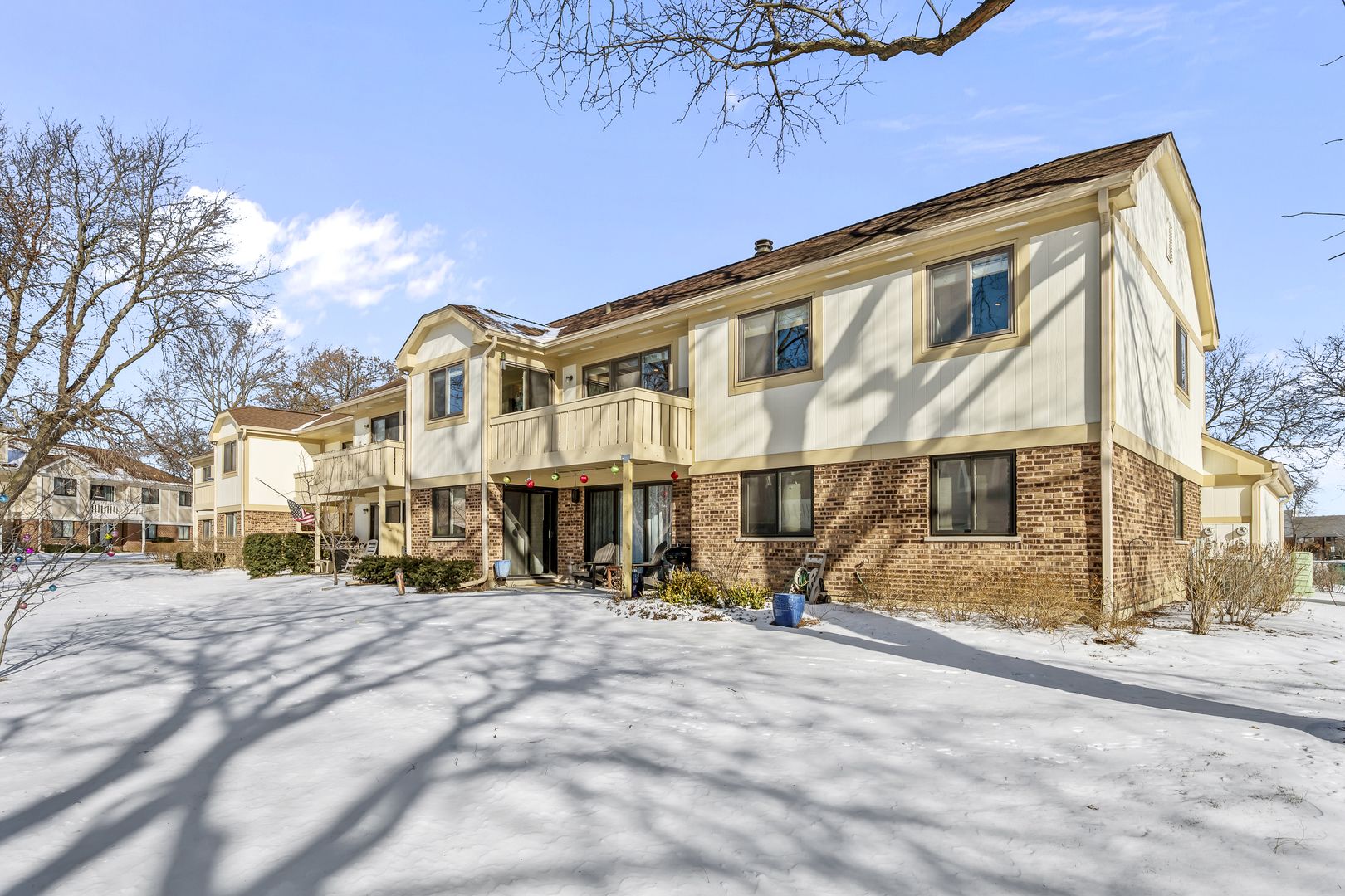 1133 Hawthorne Court, Unit A2 Wheeling, IL 60090 - Photo 19 of 21