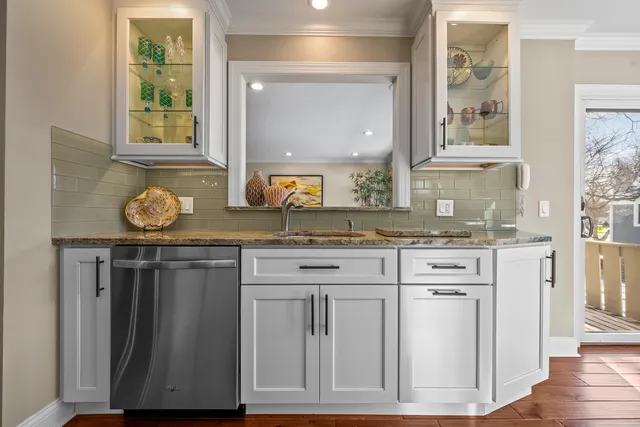 $299,900 | 1133 Hawthorne Court, Unit A2, Wheeling, IL 60090