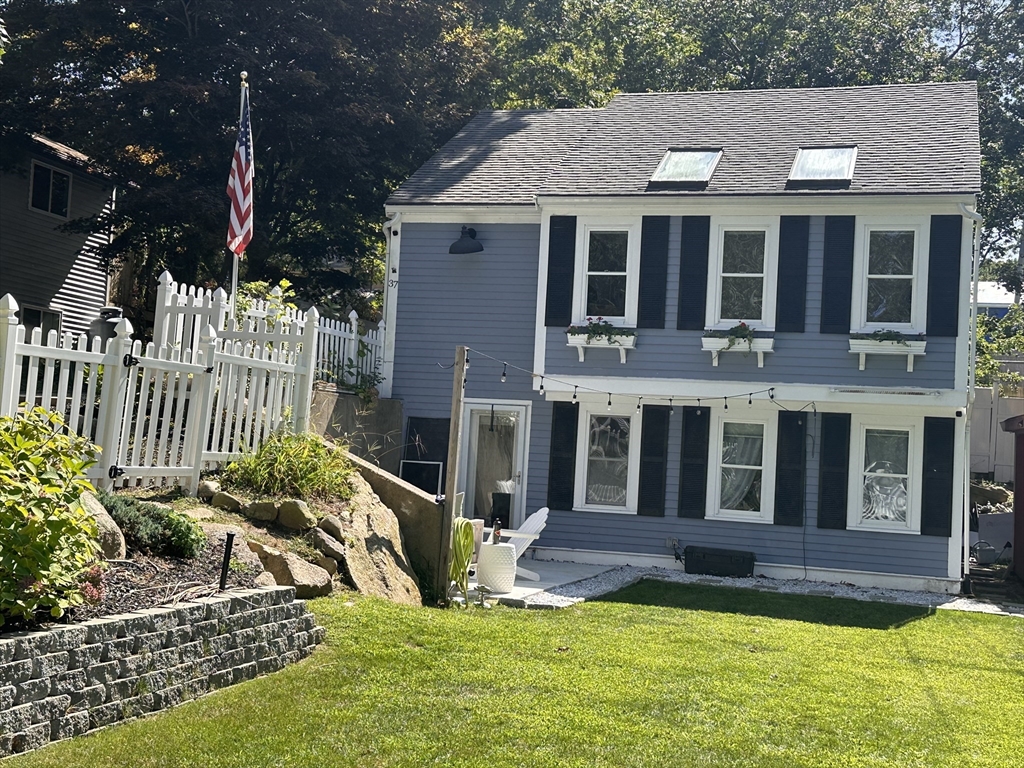 37 Cary Road Plymouth, MA 02360 - Photo 2 of 42 Gallery Image 2