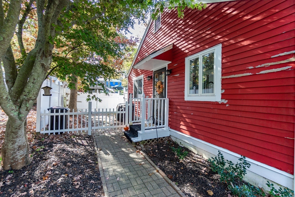 37 Cary Road Plymouth, MA 02360 - Photo 35 of 42 Gallery Image 35