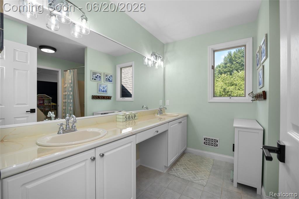 5287 Ridge Trail North Clarkston, MI 48348 - Photo 46 of 73