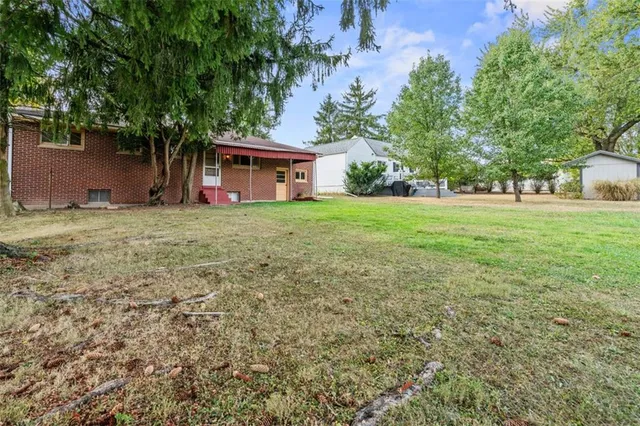 $200,000 | 111 Hickory Drive, Beaver Falls, PA 15010