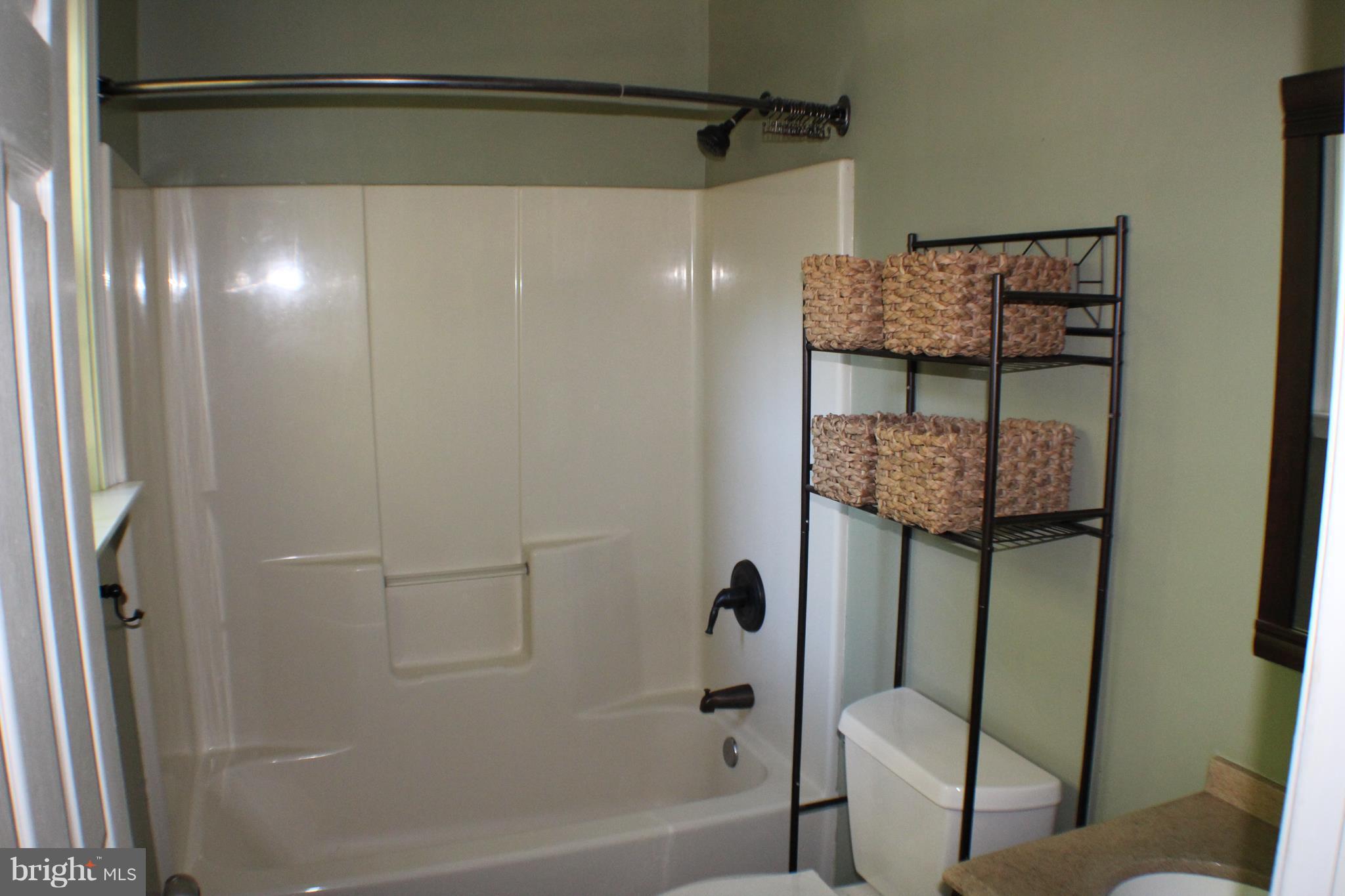 12103 Gringo Road Lusby, MD 20657 - Photo 14 of 17 Bath (Master)
