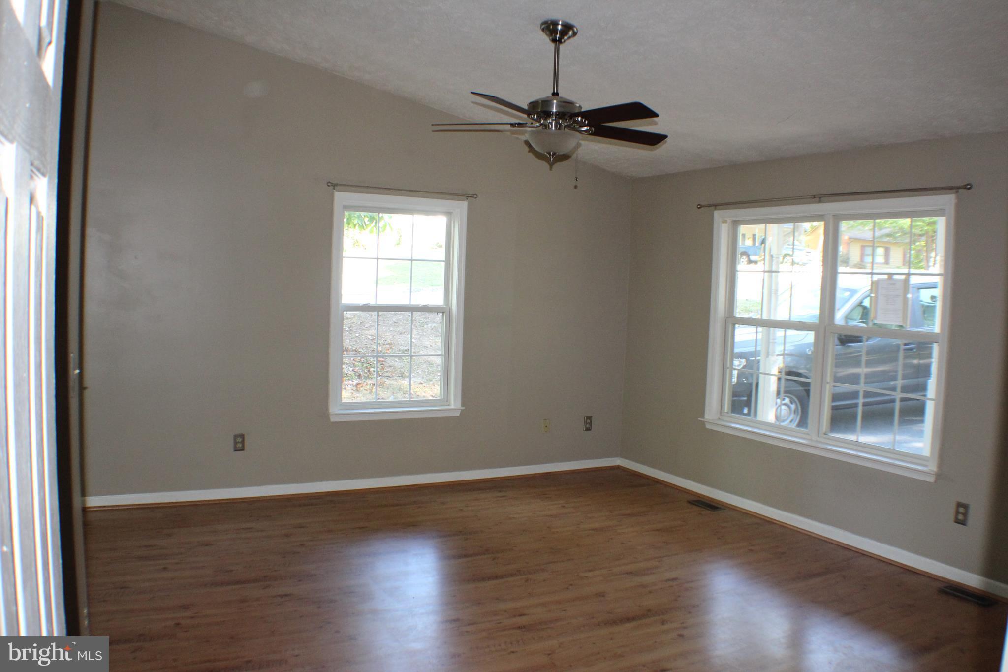 12103 Gringo Road Lusby, MD 20657 - Photo 3 of 17 Living Room