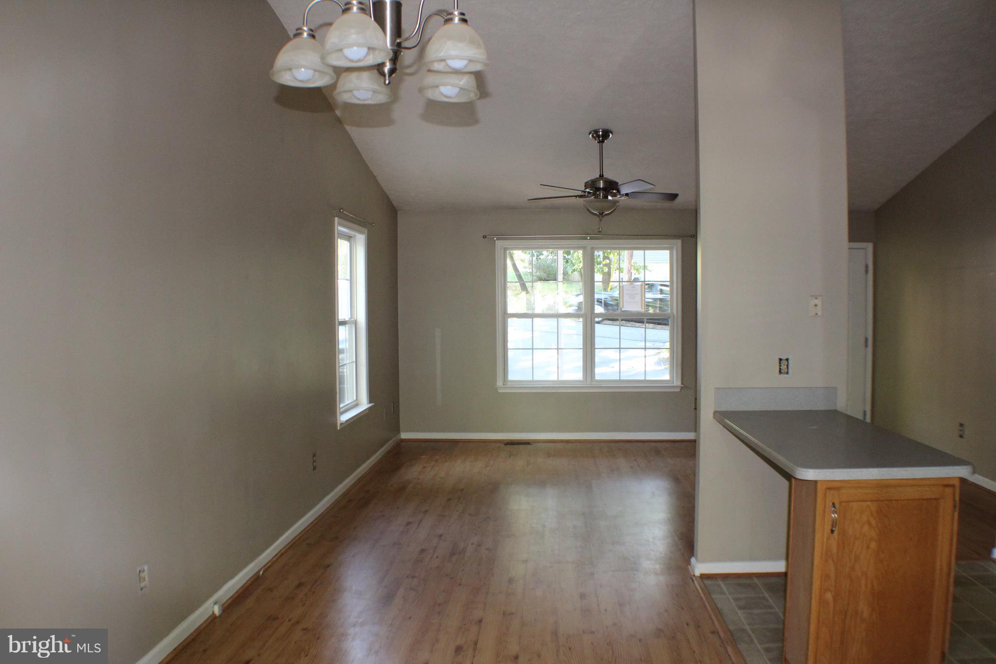 12103 Gringo Road Lusby, MD 20657 - Photo 8 of 17 Interior (General)