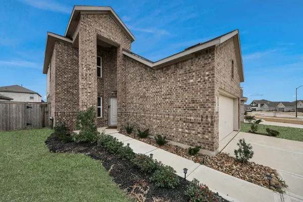$245,000 | 28910 Texas Sparrow Lane, Hockley, TX 77447