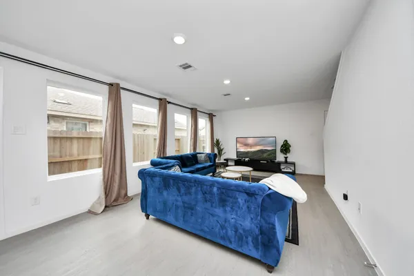 $245,000 | 28910 Texas Sparrow Lane, Hockley, TX 77447