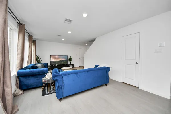 $245,000 | 28910 Texas Sparrow Lane, Hockley, TX 77447