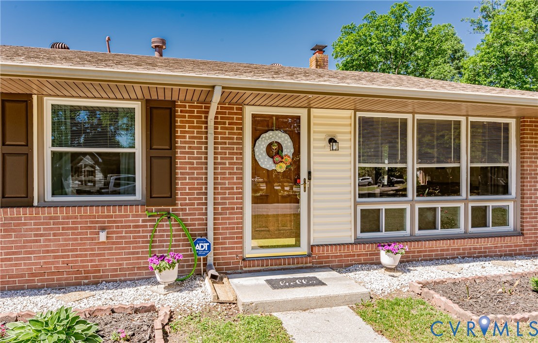 116 Homestead Drive Colonial Heights, VA 23834 - Photo 1 of 33