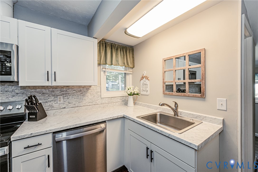 116 Homestead Drive Colonial Heights, VA 23834 - Photo 15 of 33